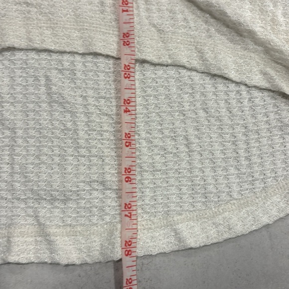 Sweater - Picture 6 of 7